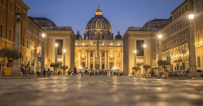 Servicii bazate pe inteligenţă artificială pentru Bazilica Sfântul Petru