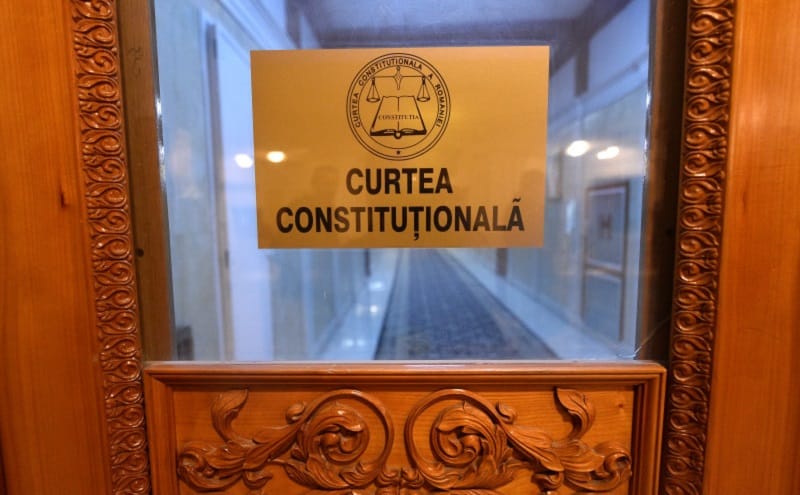 Legea prin care un PFA poate deveni SRL este neconstituţională