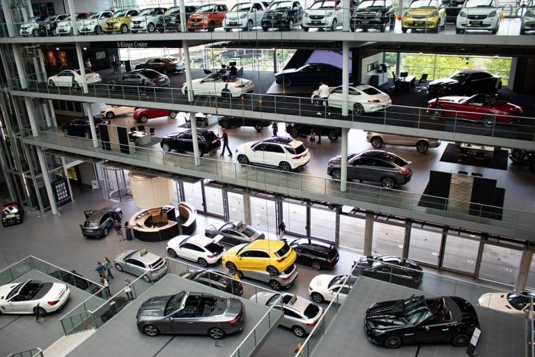 Vânzările de mașini în UE stagnează