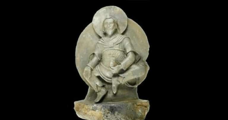 Ce legătură există între meteoriţi, budism şi nazişti?