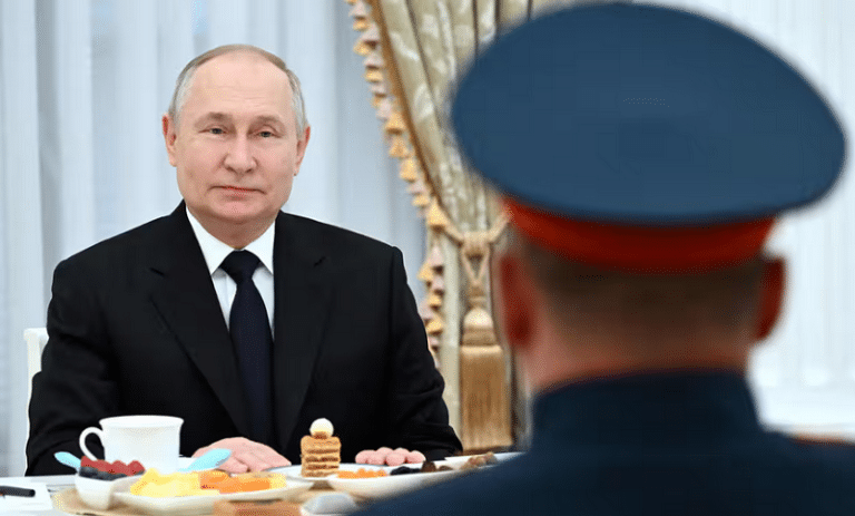 O axă româno-ungară rebelă, perturbatoare în inima NATO