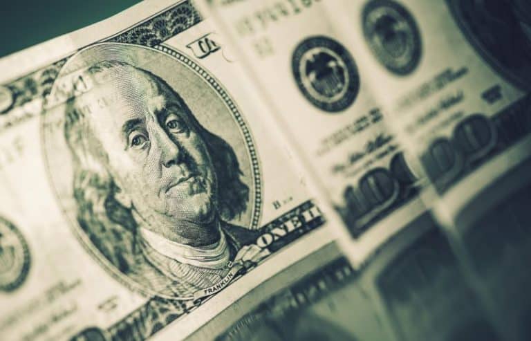 Creșterea dolarului declanșează deprecierea monedelor piețelor emergente