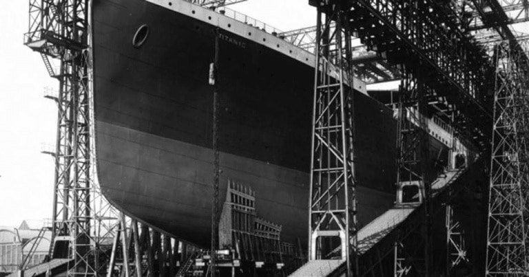 De ce s-a scufundat Titanicul?