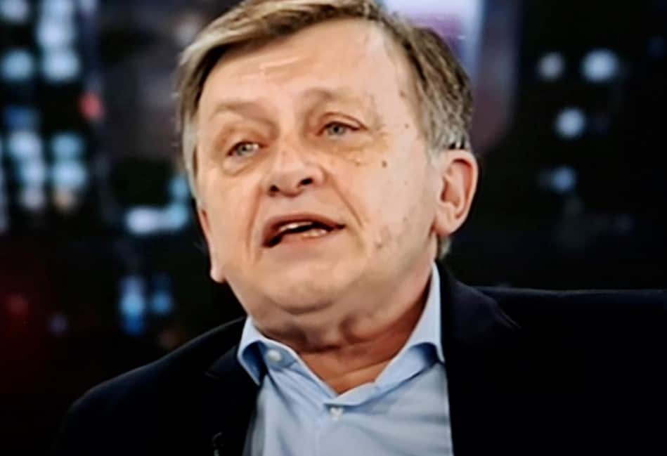 Crin Antonescu își ”suspendă” candidatura la prezidențiale. Motivul