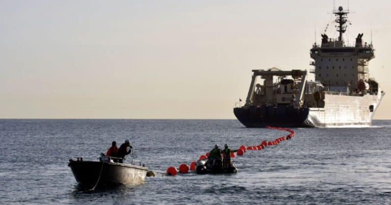 Se intensifică acțiunile de sabotaj ale ”Flotei fantomă” a Rusiei asupra aprovizionării cu energie a Europei