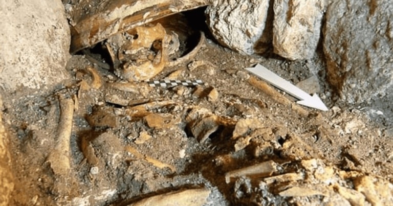 A fost descoperit mormântul unei regine mayaşe