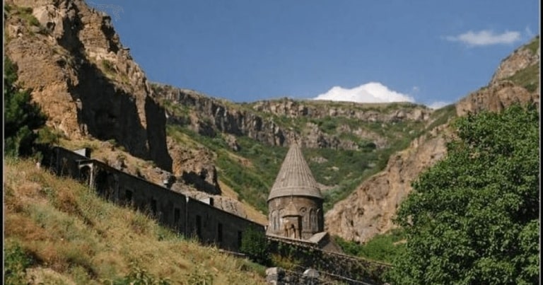 A fost descoperită cea mai veche rochie din lume