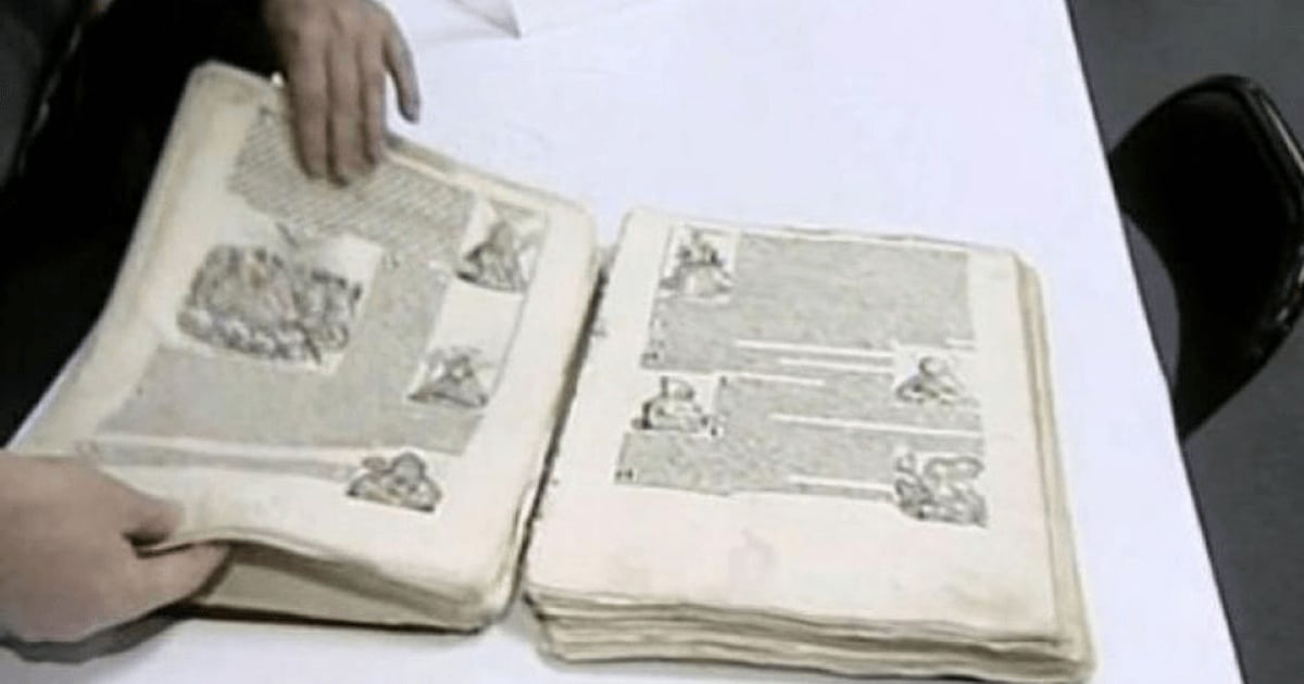 VIDEO A fost descoperită o carte veche de 600 de ani