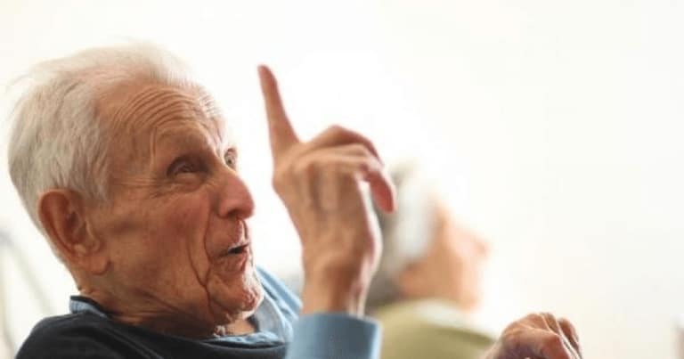 A supravieţuit ororilor din lagărele naziste Auschwitz şi Dachau