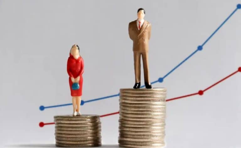 Creşte decalajul de salarizare între femei şi bărbaţi în CA-urile companiilor financiare europene. O comparație UE vs. SUA. În România