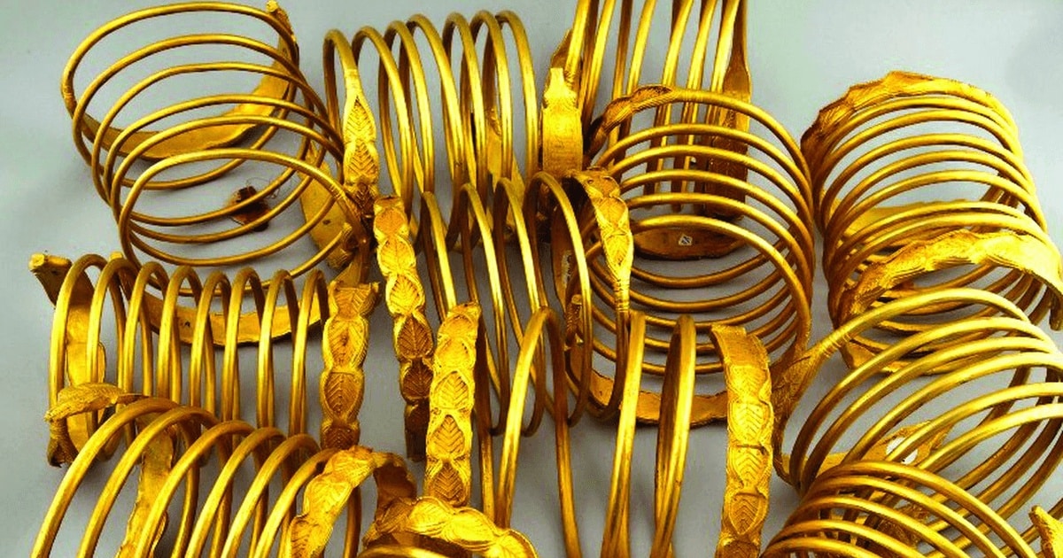Cum au fost descoperite faimoasele brățări dacice de aur