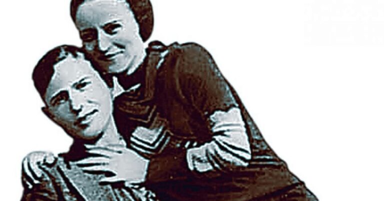 Bonnie şi Clyde, ucişi cu 50 de gloanţe