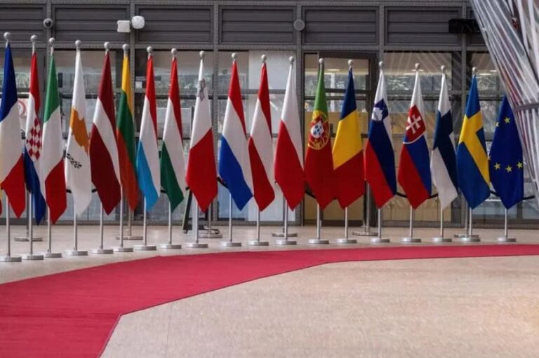 Summit extraordinar la Bruxelles: Liderii UE discută despre sprijinul Ucrainei și reînarmare