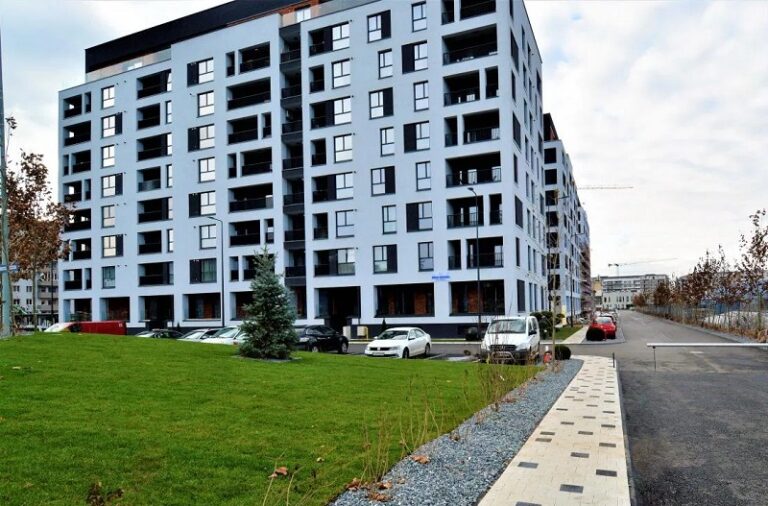 Analiză: Tot mai puțini români își permit să cumpere locuințe – Chiria devine o alternativă pe termen lung. Câți din orășeni locuiesc cu rude și prieteni