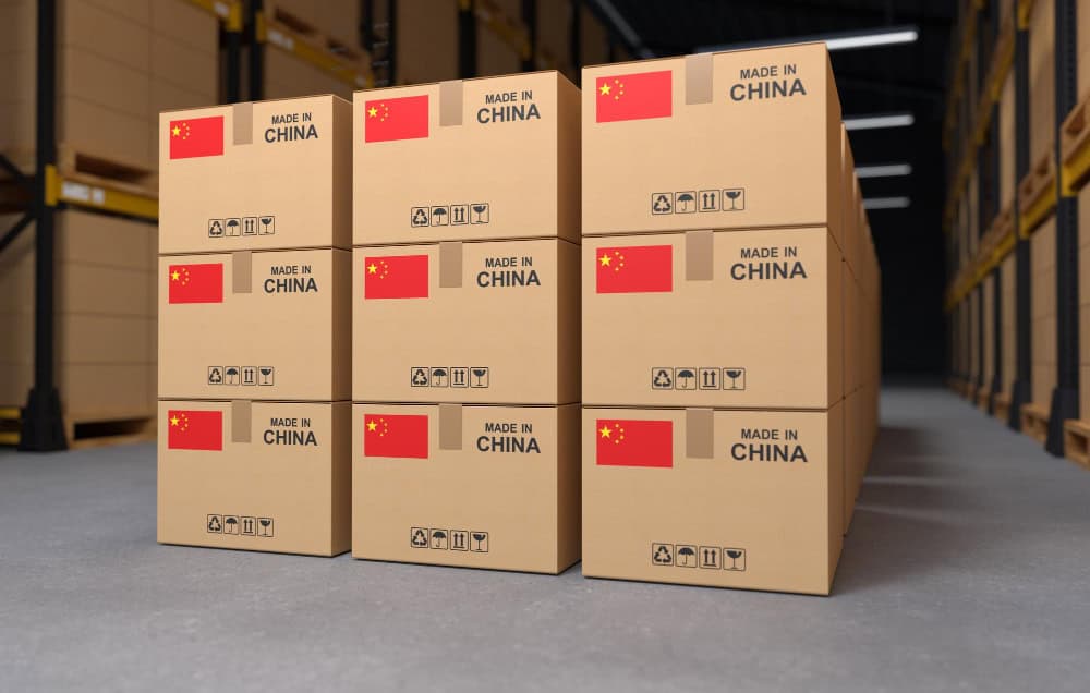 Analiză Bloomberg: Un nou „șoc chinez” distruge locuri de muncă în întreaga lume. „Economiile asiatice merg pe o sfoară subțire în războaiele comerciale SUA-China”