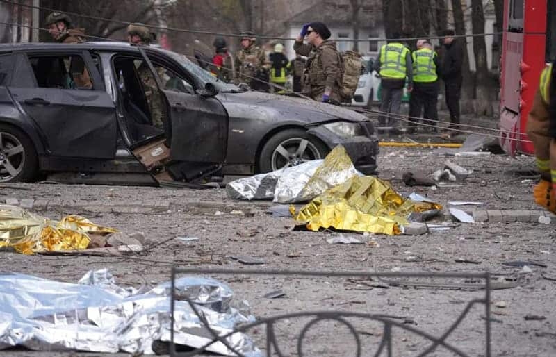 Măcel în Duminica Floriilor – 34 de morți civili după ce Rusia a bombardat centrul orașului Sumî. Reacții internaționale puternice