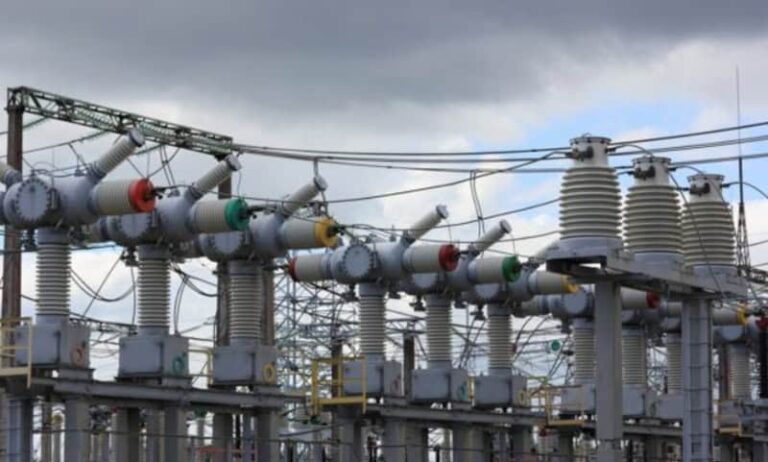 Scădere drastică a producției de energie hidro și eoliană. Importurile au crescut cu 140%