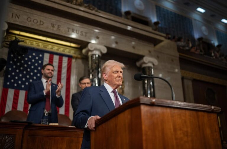 Donald Trump la Casa Albă – 100 de zile de ”război și pace”: „A răsturnat o parte din ordinea mondială construită din cenușa celui de-al Doilea Război Mondial”