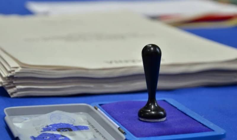 Analiză Capital Economics despre alegerile prezidențiale din România: Economia este într-o poziție dificilă – PIB-ul frânează, deficitele sunt o vulnerabilitate majoră – Riscurile politice