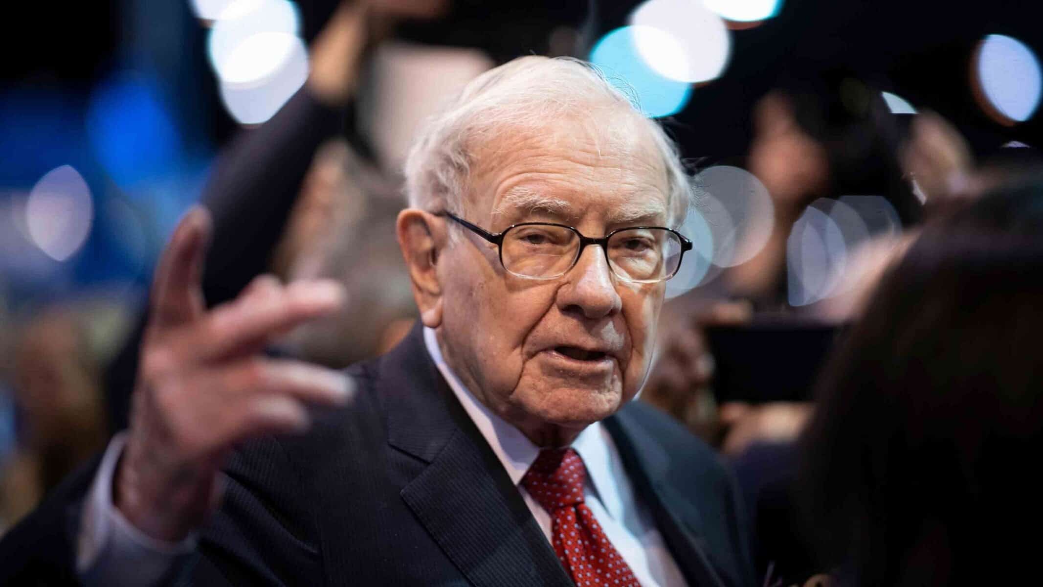 Istorie: Legenda fondurilor de investiții, Warren Buffett, și-a anunțat retragerea de la conducerea conglomeratului american Berkshire Hathaway