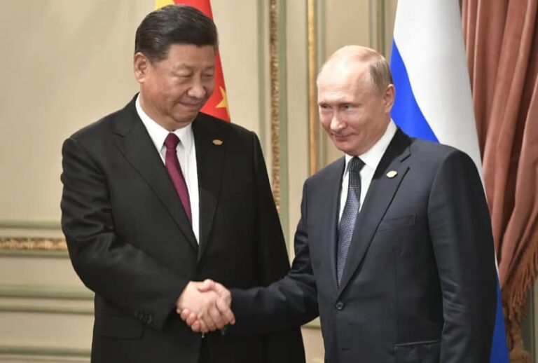 Xi Jinping și-a început vizita de 4 zile în Rusia. Liderul chinez cere Moscovei să reziste încercărilor de subminare a parteneriatului „fără limite” dintre cele două țări