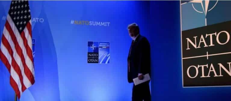 Analiză Deutsche Welle: Întoarce SUA spatele Europei, la 80 de ani de la încheierea celui de-al Doilea Război Mondial? Viitorul incert al aranjamentului de securitate