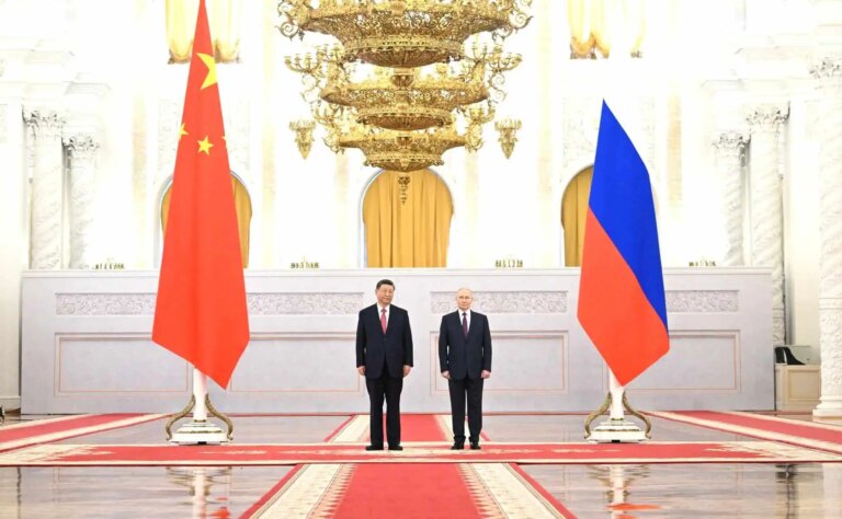 „Prietenie de oțel” între Rusia și China. Xi și Putin se declară uniți împotriva SUA. Beijingul aderă la poziția Kremlinului în privința Ucrainei, cu gândul la Taiwan