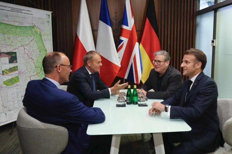 Polonia, la masa giganților: Întâlnire Tusk-Merz-Starmer-Macron, înainte de discuțiile de la Kiev