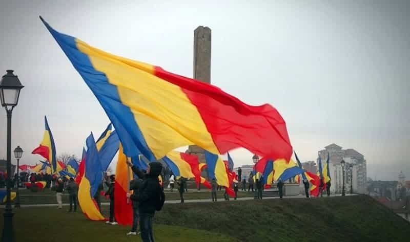 Proiect lege / Aviz pentru ca românii să obțină CI, chiar dacă au domiciliul stabil în străinătate