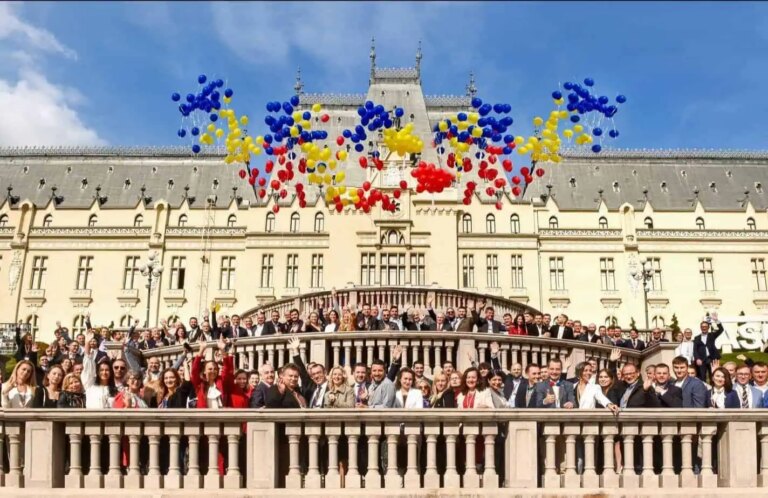 Îndemn RePatriot: Diaspora, veți determina viitorul românilor pentru cel puțin o generație. Vom rămâne în Vest sau ne vom întoarce în Est 