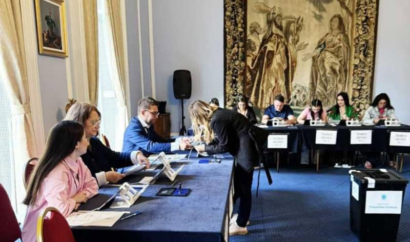 Prezidențiale 2025 – Se prefigurează noul record istoric de prezență la votul în străinătate – număr dublu, față de primul tur, în Marea Britanie și Republica Moldova