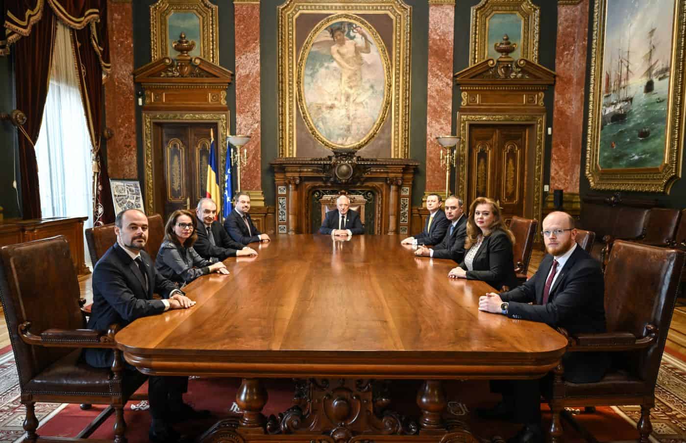 Economia României văzută cu ochii lui Mugur Isărescu: incertitudinea devine indicator de lucru – de la inflație și cauzele ei la aterizarea economiei și la severe dezechilibre macro