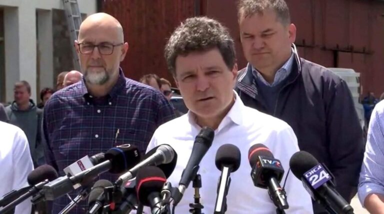 Salina Praid – un caz școală al ”lucrului bine făcut” de Stat. Președintele Dan și mai mulți miniștri au evaluat situația la fața locului. „Întrebarea este dacă se poate salva toată salina, sau doar parțial”