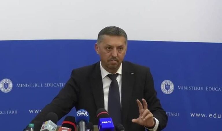 Noile planuri-cadru de liceu ar putea fi aplicate pentru elevii care intră la liceu în 2026; principalele modificări din forma finală