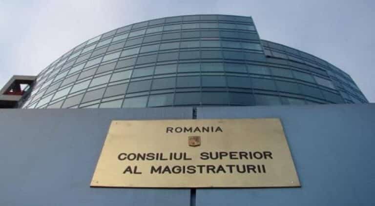 Nou val de pensionări în magistratură, după creșterea vârstei de ieșire din sistem – CSM îl acuză pe președinte că ”blochează justiția” prin nesemnarea decretelor