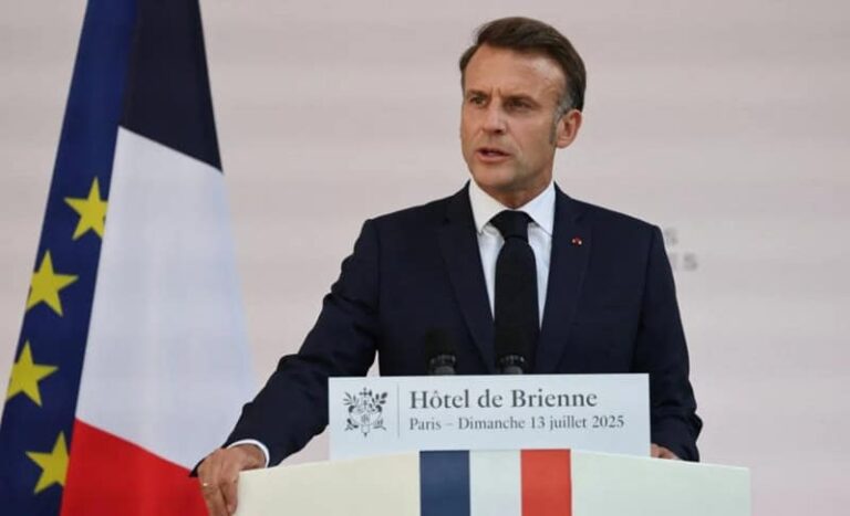 Discursul lui Emmanuel Macron pentru forțele armate. ”Dialog strategic” cu partenerii privind scutul nuclear – Bugetul apărării Franței crește cu 6,4 mld. euro în 2 ani