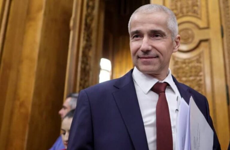 Proiectul pensiilor magistraților: Noile condiții de pensionare se aplică de la 1 ianuarie 2029, când vârsta standard începe să crească cu 4 ani în fiecare an, până la 65 ani