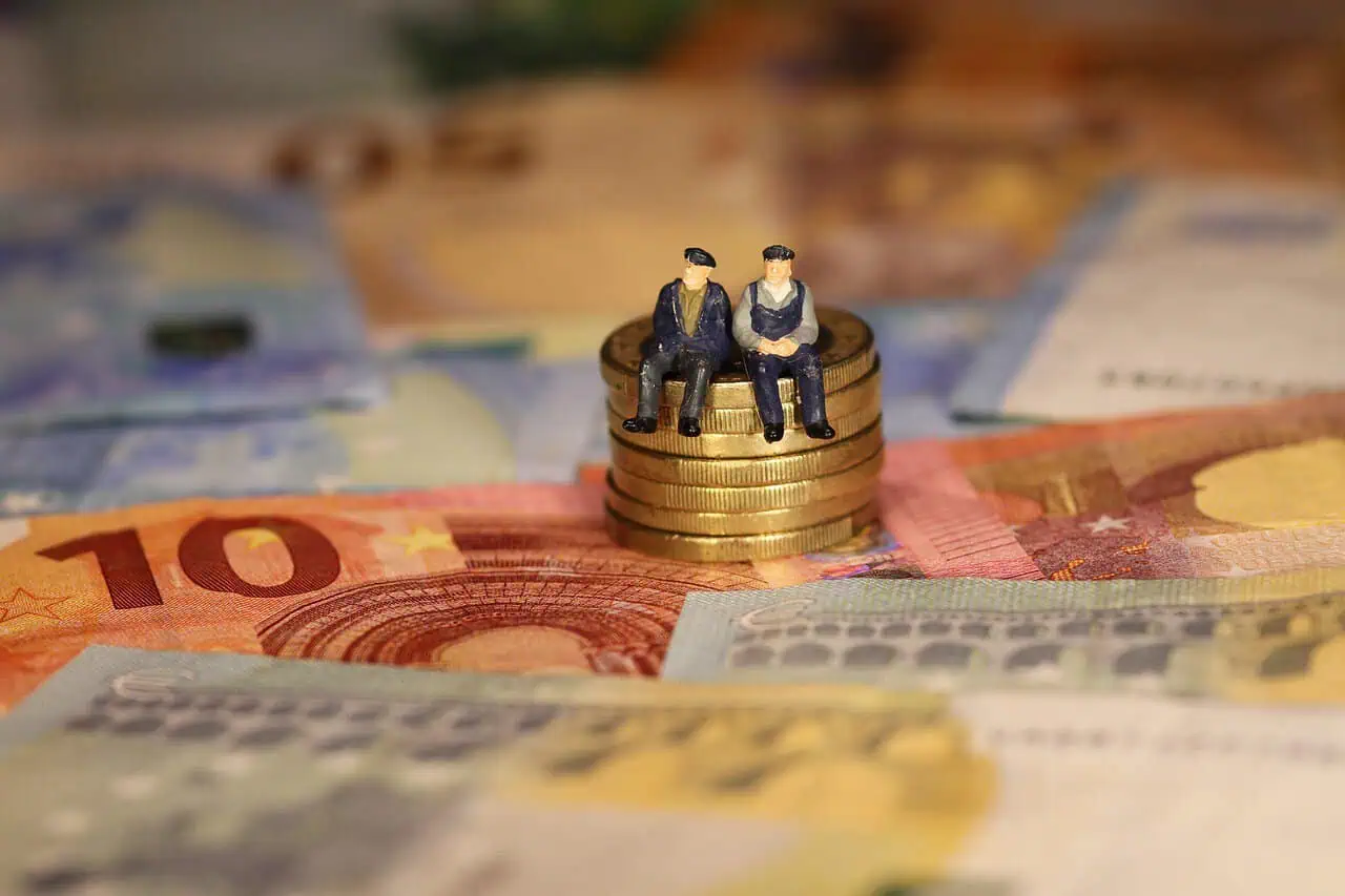 Pe masa Guvernului, după 17 ani: Legea privind plata pensiilor private