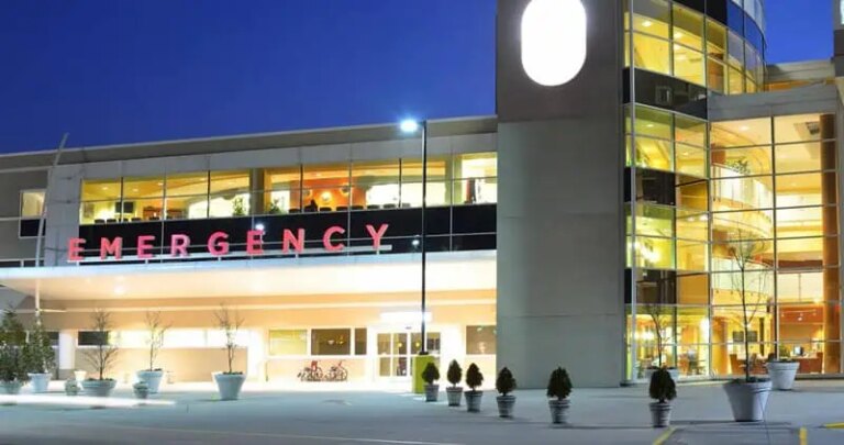 Doar 8 din cele 24 spitale prevăzute în PNRR rămân pe listă; celelalte vor fi construite cu împrumuturi BEI