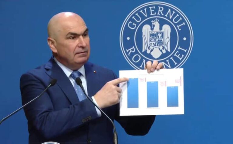 Ilie Bolojan – conferință de presă: “Dacă nu reducem cheltuielile de personal în administrație, banii din taxe se duc într-o gaură neagră”; Nu cred că vom încheia anul cu deficit de sub 8%