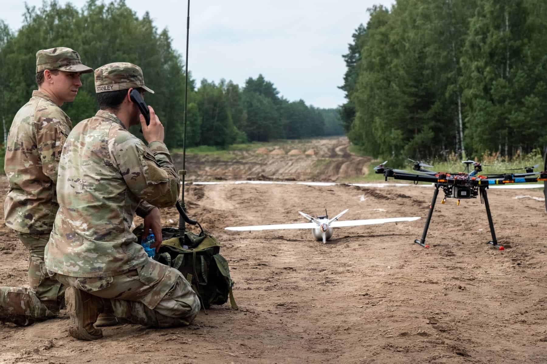 Marile dileme privind apărarea NATO împotriva dronelor, după incidentul din Polonia. Vigilența și determinarea