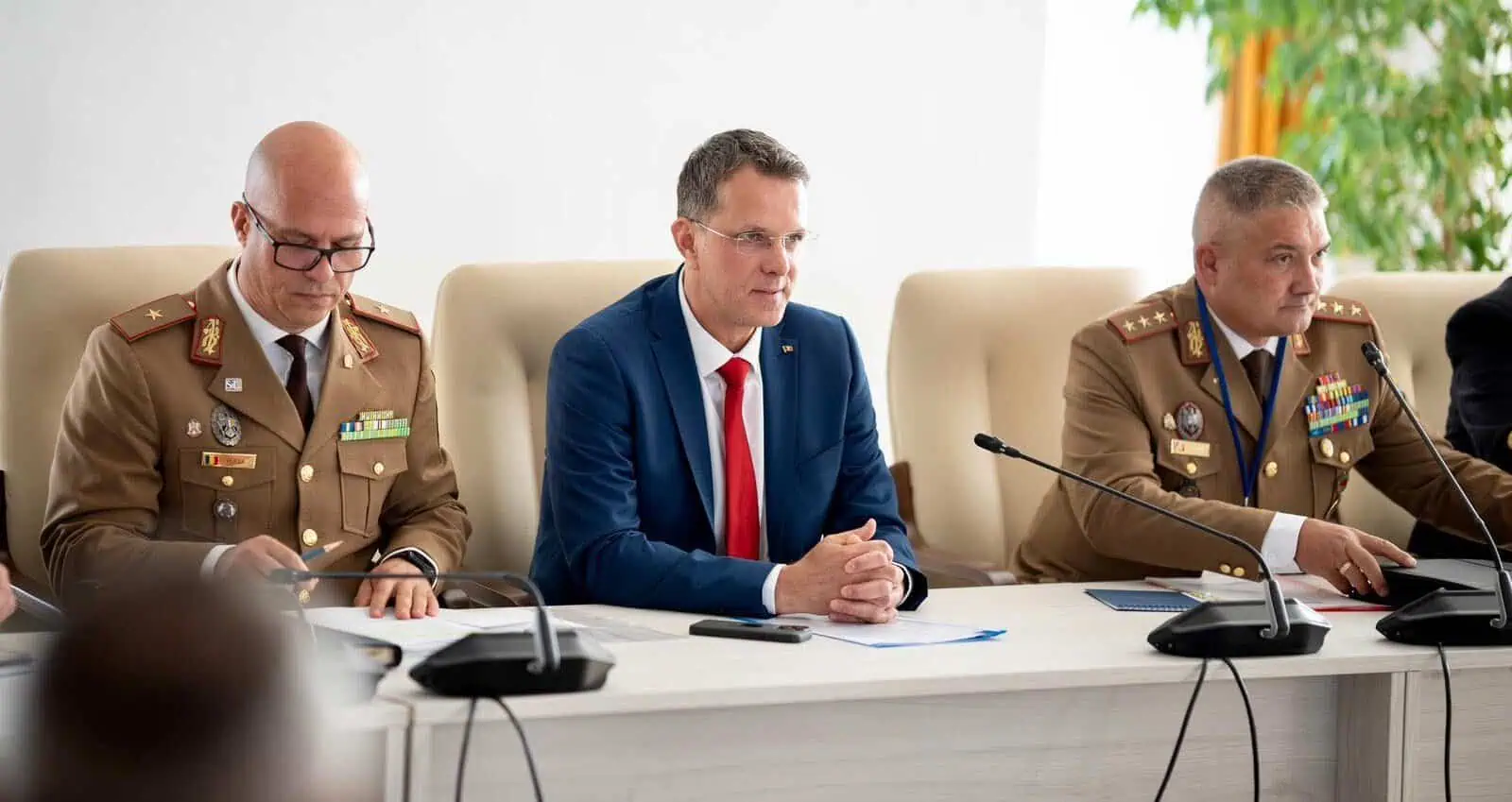 Ministrul Apărării: Au fost 23 de pachete de ajutor destinat Ucrainei, decise împreună cu armata ucraineană – Există niște liste care sunt clasificate. Poziția României față de ultiele evoluții