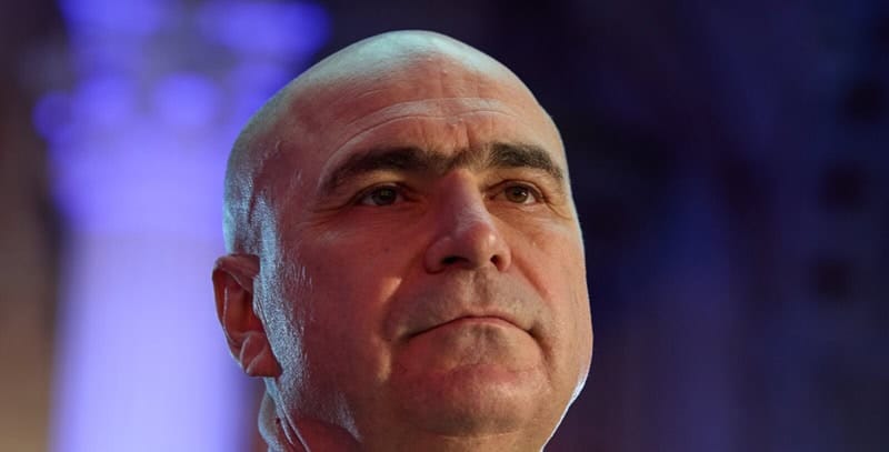 Președintele, după întâlnirea de criză cu liderii majorității: “Coaliția de guvernare își va continua activitatea în formula actuală”. Miercuri, CCR poate răsturna jocul – riscurile și poziționările din coaliție