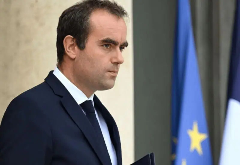 Criză politică în Franța – Premierul Sebastien Lecornu a demisionat după mai puțin de o lună de la numire. Ce opțiuni are președintele Macron