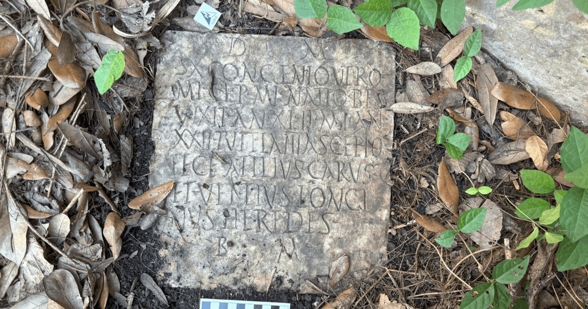 Piatra funerară a unui soldat roman născut în Tracia, descoperită în America