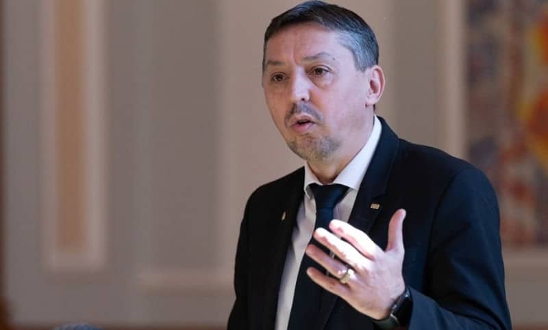 Ministrul Educației: Suntem peste media europeană la consumul de alcool, tutun, jocuri de noroc și la dependența online în rândul tinerilor. Nu avem suficienți specialiști în sănătatea mintală