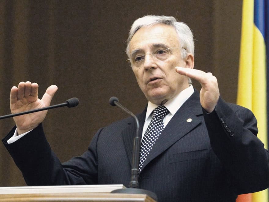 Mugur Isărescu, BNR: Nu cred că vom avea recesiune. Cursul nu va scădea sub 5 lei/euro. Piețele ne arată că avem un echilibru bun curs-dobânzi. Din vară n-am mai intervenit pentru a ajuta leul