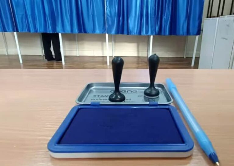 LIVE UPDATE/ Alegeri pentru Primăria București: 15 candidați în cursă. Prezența la vot în timp real