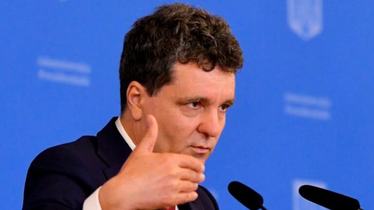 Președintele Dan, interviu în Le Monde: „Oamenii care votează AUR nu sunt nici extremiști, nici pro-ruși”. Anunț important despre raportul privind imixtiunea Rusiei în alegerile din 2024