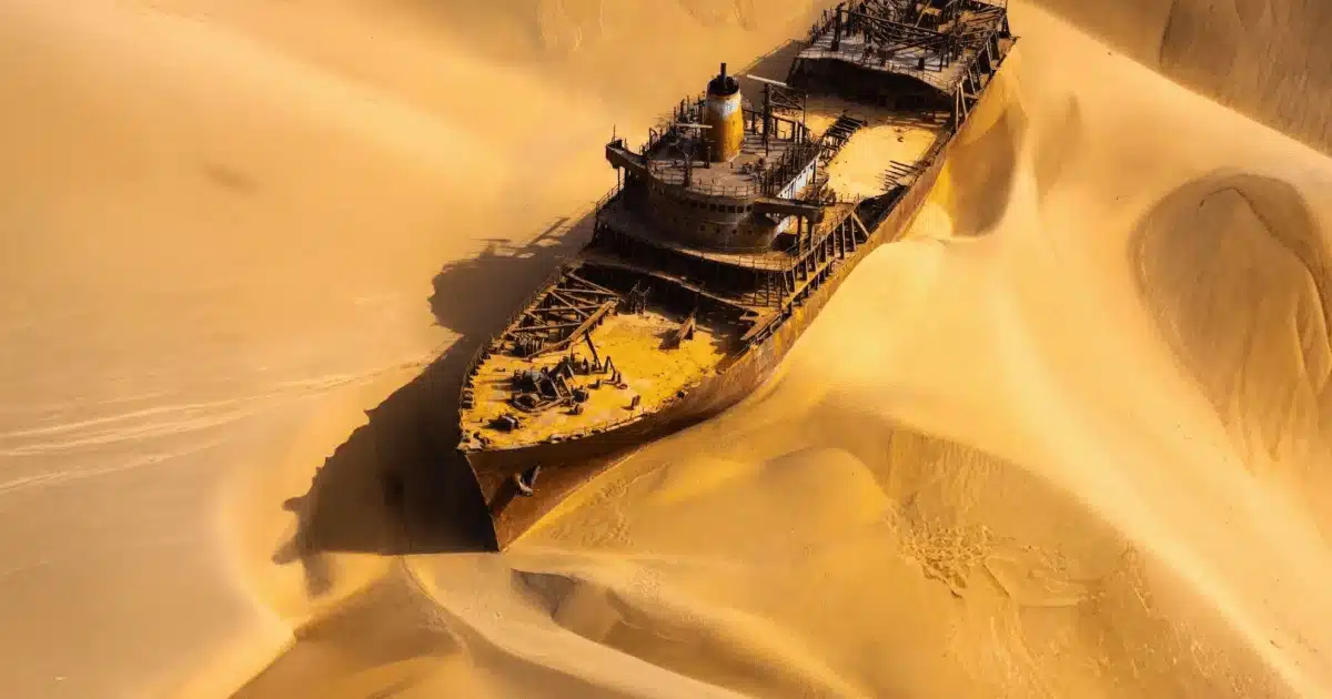 Povestea incredibilă a navei „Bom Jesus”, fantoma de aur a lumii vechi eșuată în deșertul Namib
